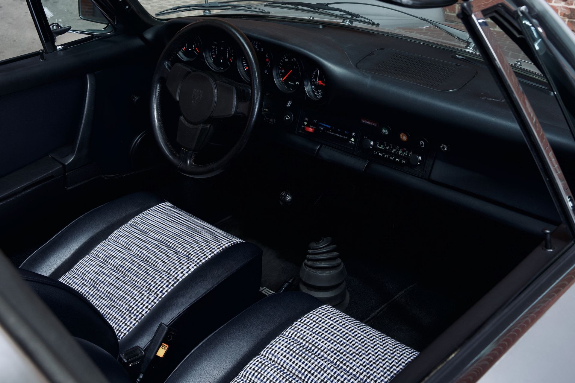 Porsche 911 Targa 2.7 (1974)