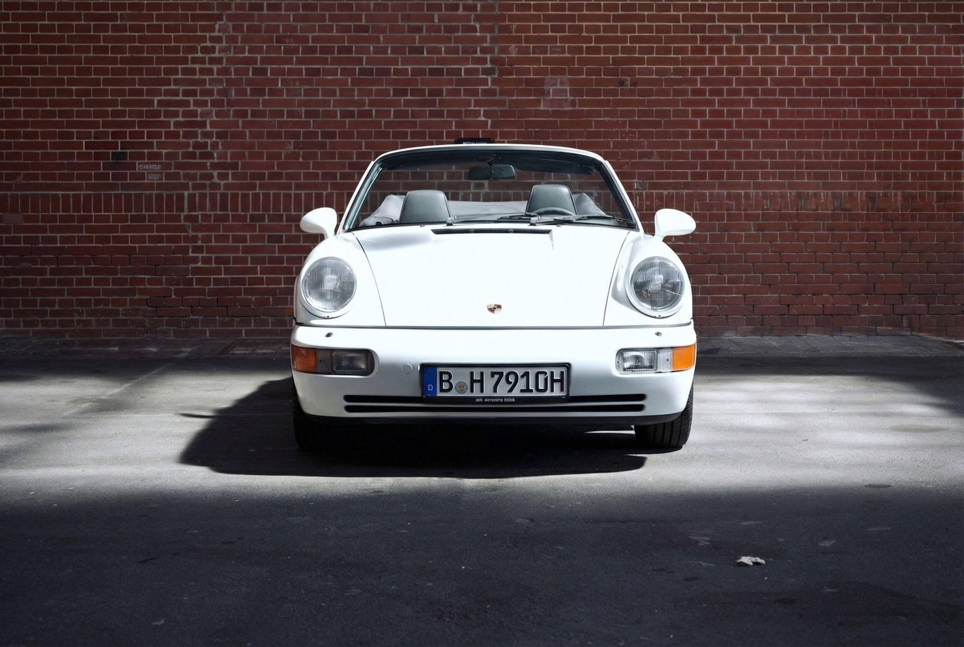 Porsche 911 Carrera Cabriolet (964)