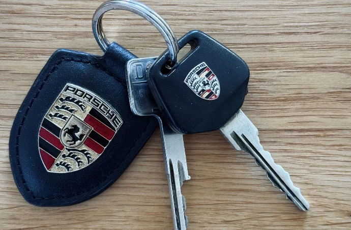 Porsche 911 Carrera Cabriolet (964)